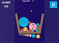 Merge Planets Online Puzzle Game